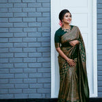 Thumbnail for NOZ2TOZ Jacquard Lichi Silk Green Saree With Unstitched Blouse Piece - Distacart
