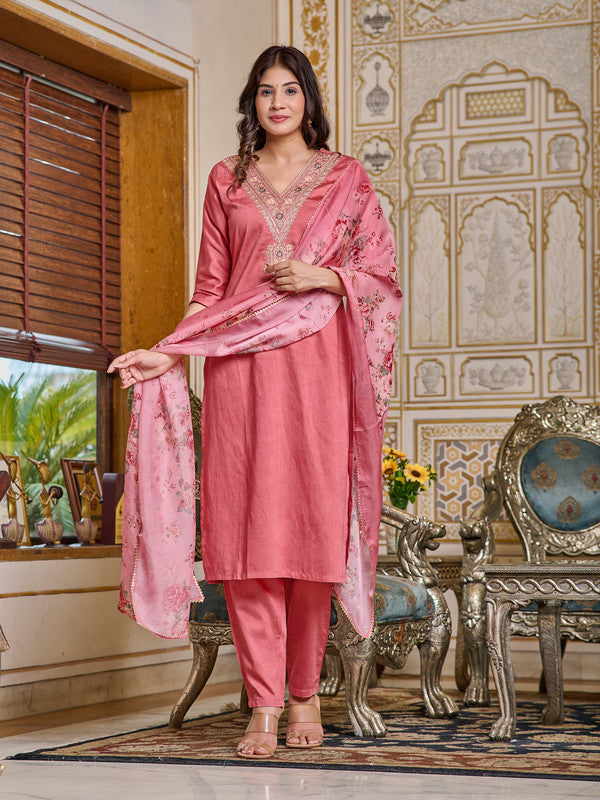 Malishka Women's Pink Chanderi Embroidery Kurta Set With Dupatta
