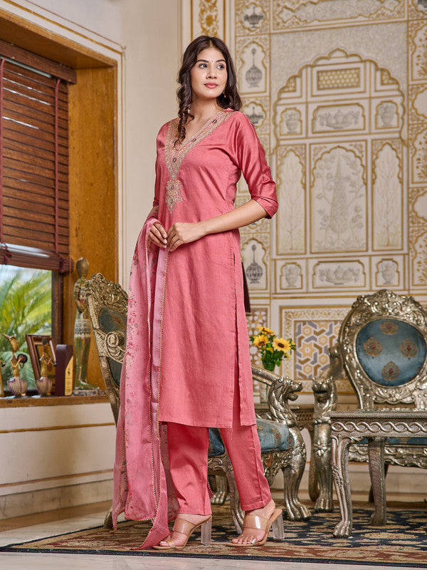 Malishka Women's Pink Chanderi Embroidery Kurta Set With Dupatta