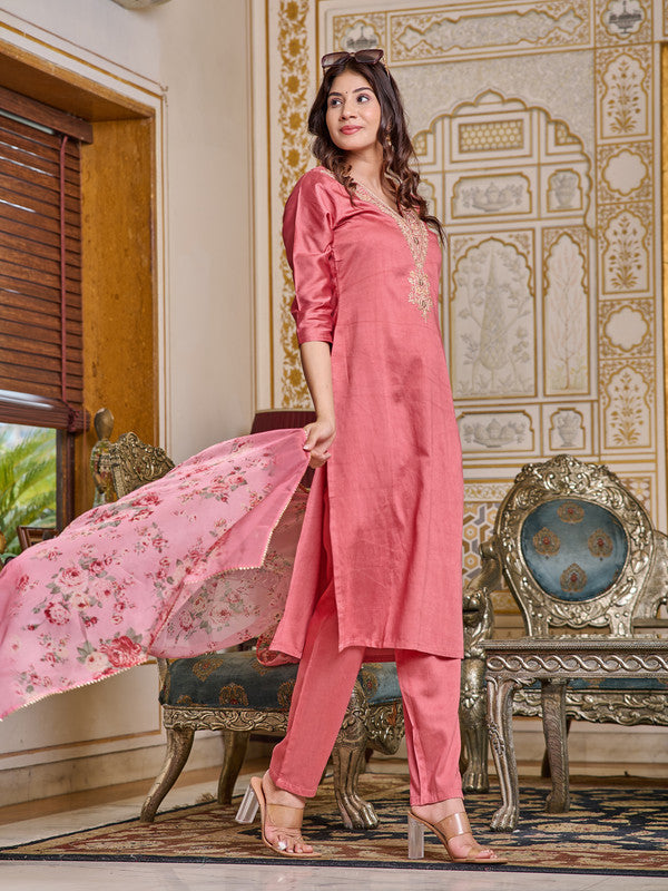 Malishka Women's Pink Chanderi Embroidery Kurta Set With Dupatta