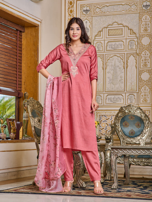Malishka Women's Pink Chanderi Embroidery Kurta Set With Dupatta