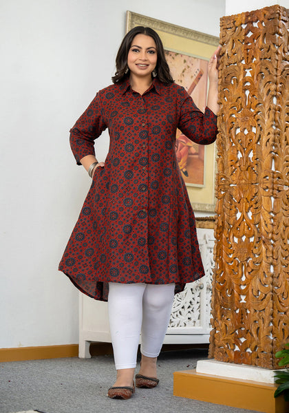 Kaajh Women's Maroon Ajrakh Printed Viscose Rayon Plus Size Kurta