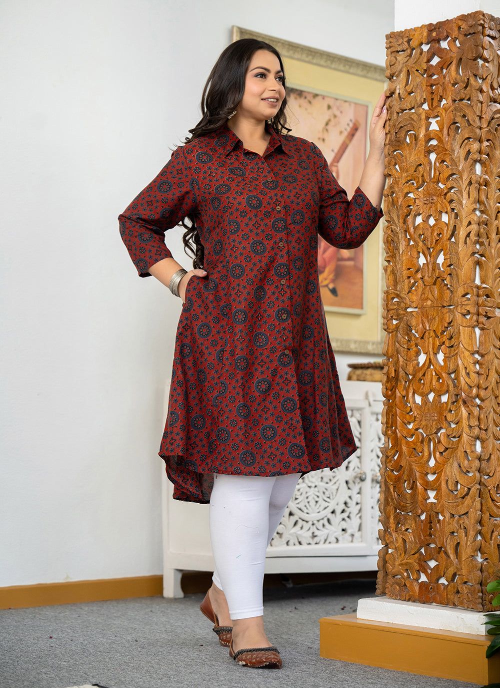 Kaajh Women's Maroon Ajrakh Printed Viscose Rayon Plus Size Kurta