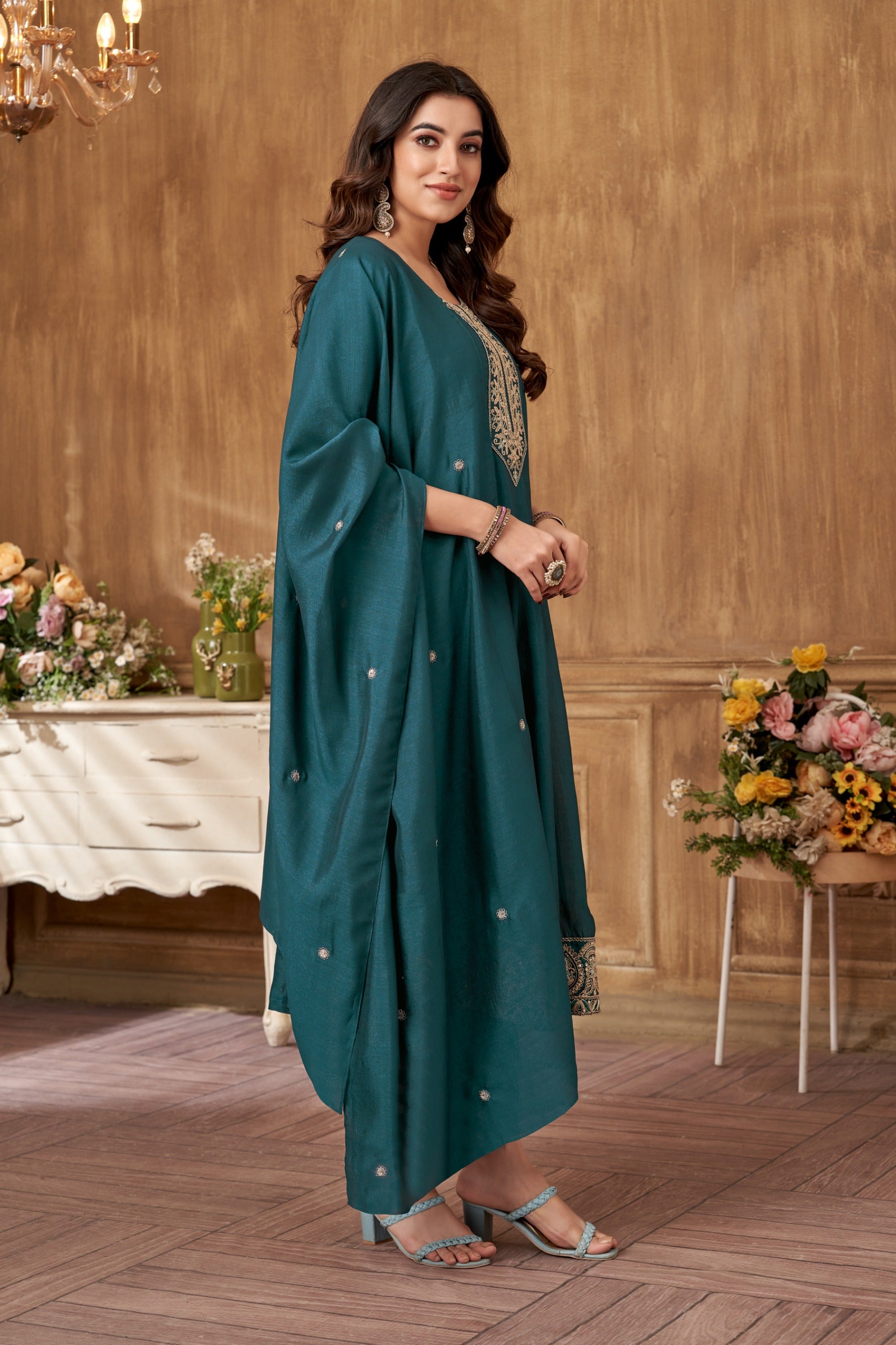 Vedant Vastram Kurta Pant set with Dupatta having Beautiful Embroidered work - Rama - Distacart