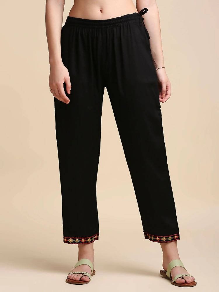 Anubhutee Black & Red Embroidered Kurta with Trousers - Distacart