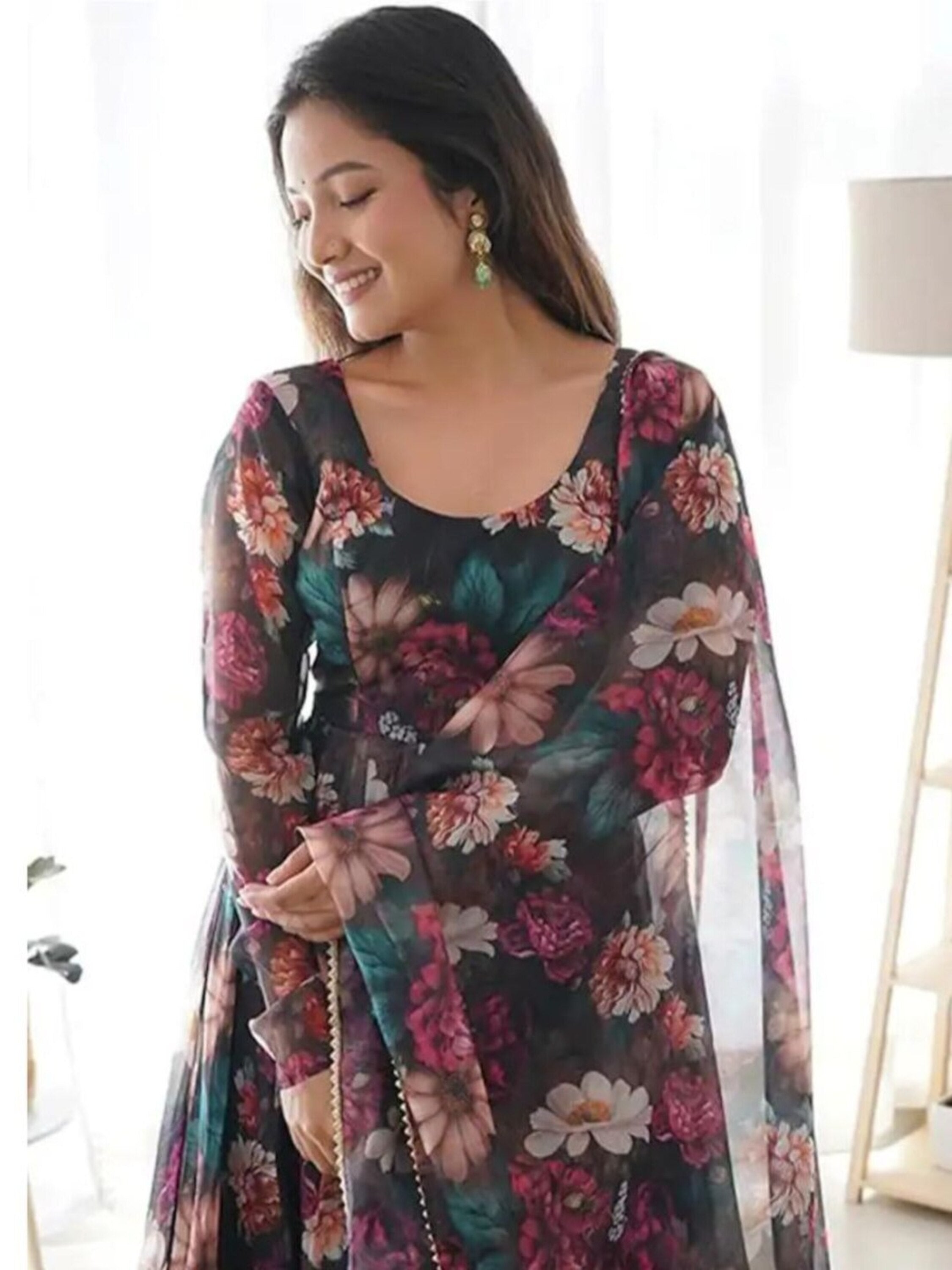 NOZ2TOZ Women's Flared Georgette Anarkali With Printed Dupatta Set - Black - Distacart