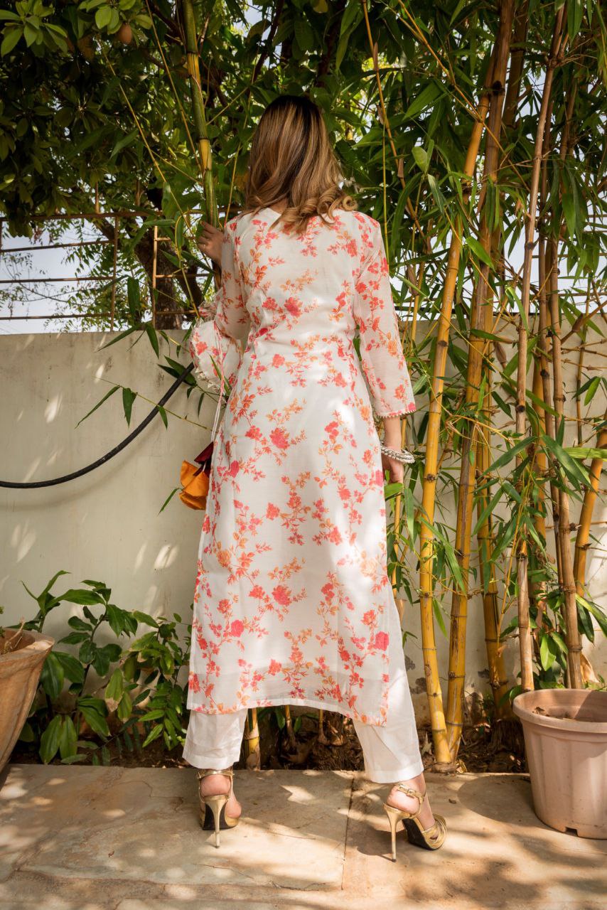 NOZ2TOZ Women Floral Printed Knee Length Round Neck Chanderi Cotton Kurti And Pant Set With Printed Dupatta - White - Distacart