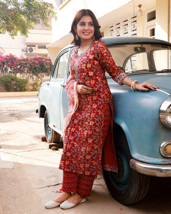 NOZ2TOZ Women Floral Printed Knee Length V Neck Rayon Kurti And Pant Set With Printed Dupatta - Maroon - Distacart