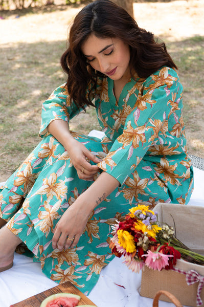 NOZ2TOZ Floral Printed Calf Length Rayon V Neck Kurta And Pant Set For Women - Rama - Distacart