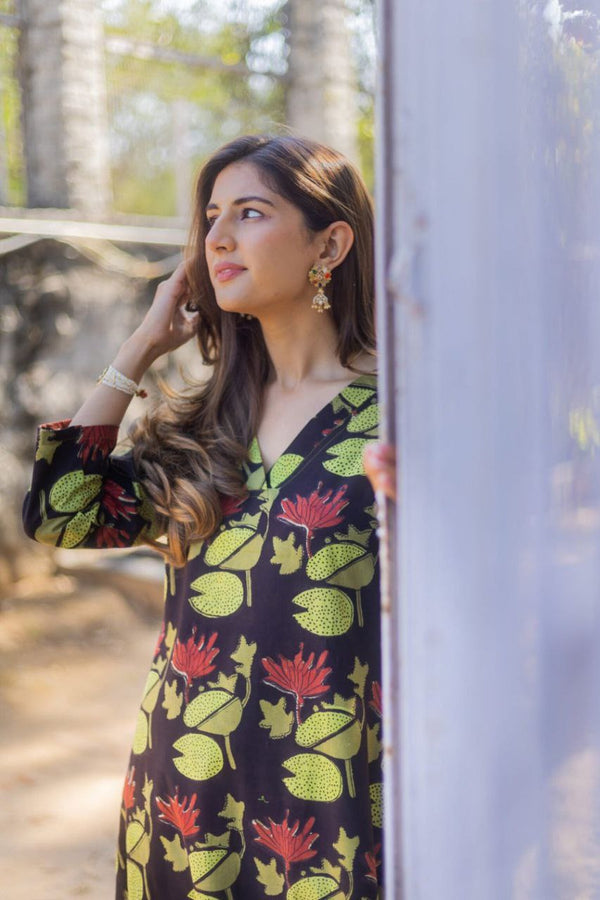 NOZ2TOZ Floral Printed Calf Length V Neck Kurti And Palazzo Set For Women - Black - Distacart