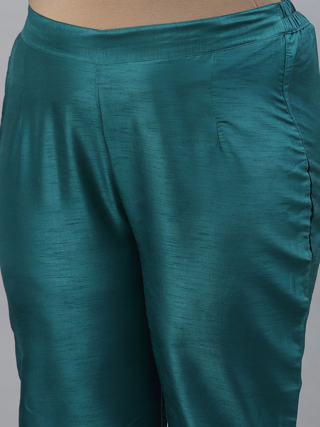 Sztori Plus Size Floral Foil Printed Straight Kurta With Trouser - Distacart