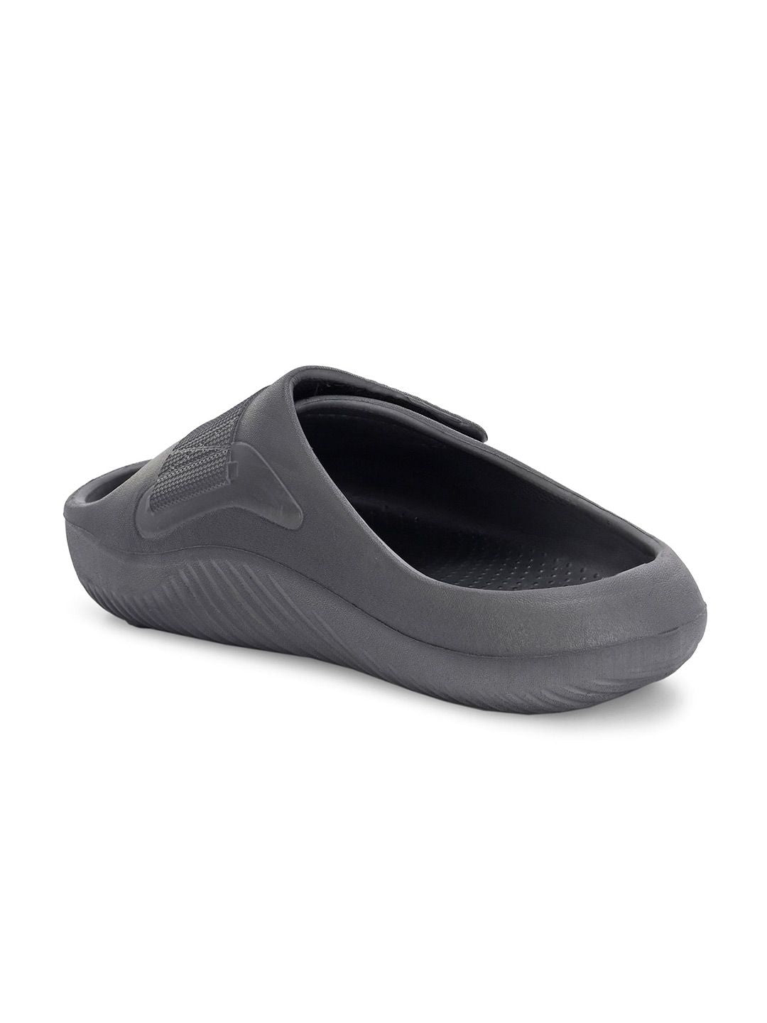 Roadster The Lifestyle Co. Men Textured Sliders