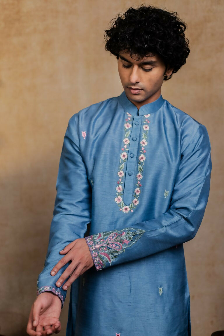 Falling Raw Silk Blue Varnika Kurta Set By Hilo Design
