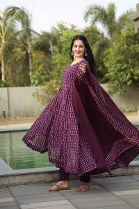 Thumbnail for Lyush Women's Wine Georgette Digital Print Anarkali Kurta Pant With Dupatta