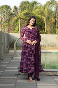 Thumbnail for Lyush Women's Wine Georgette Digital Print Anarkali Kurta Pant With Dupatta