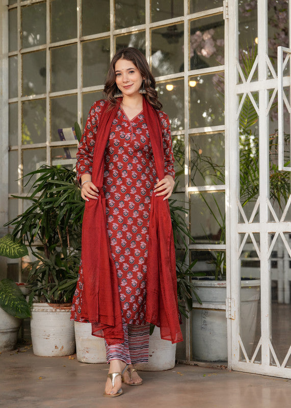 Lyush Women's Pure Cotton Printed Straight Kurta with Pant And Dupatta Sets - Maroon