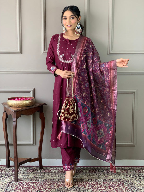 Lyush Women Viscose Chanderi Kurta With Pant And heavy Embroidery Dupatta Set - Wine
