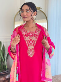 Thumbnail for Malishka Women's Pink Viscose Chanderi Embroidered Straight Kurta Pant With Dupatta