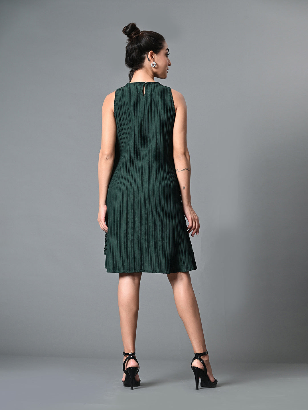 Myshka Women's Round Neck Sleeveless Embellished A-Line Dress in Green Color