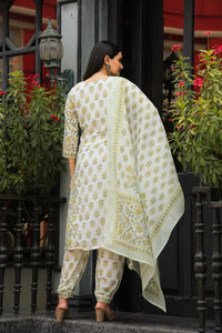 Thumbnail for Lyush Women's Yellow Muslin Cotton Straight Kurta with Pant And Dupatta Sets