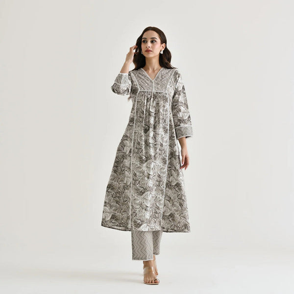 Lyush Women's Grey Cotton Slub Straight Kurta with Pant