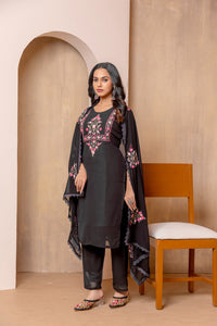Thumbnail for Lyush Women's Black Faux Georgette Straight Kurta with Pant And Dupatta Sets