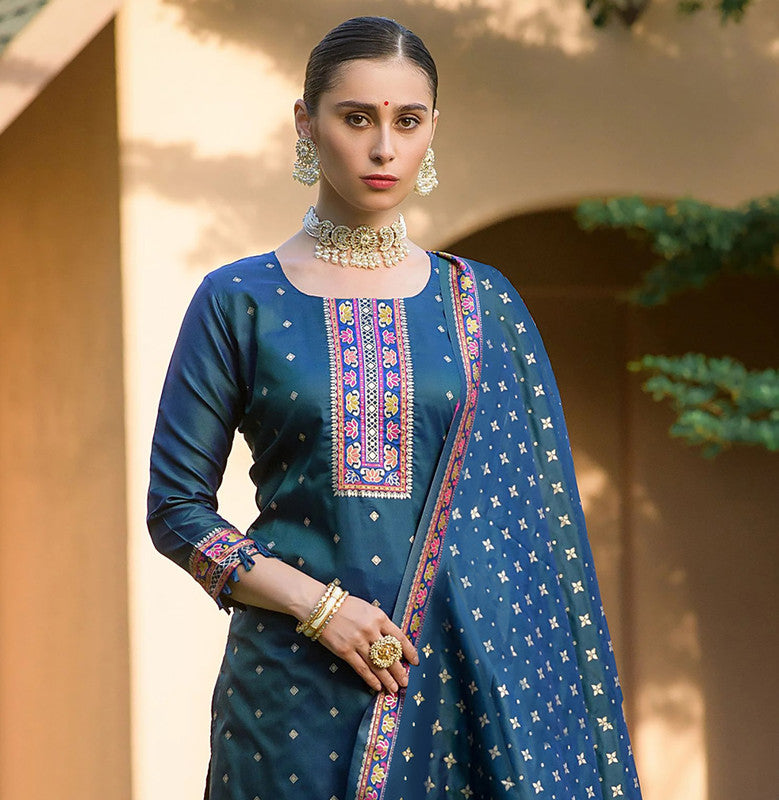 Lyush Women's Blue jacquard Silk Woven Straight Kurta Pant With Dupatta