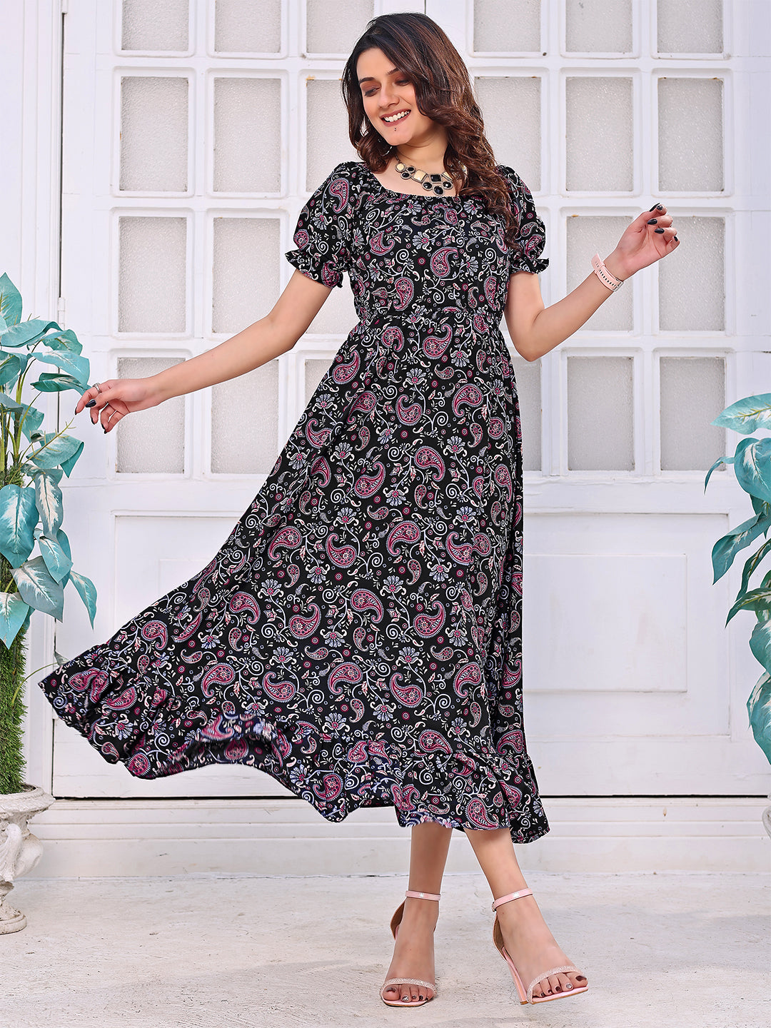 Malishka Women's Black Crepe Printed Fit And Flared Midi Dress