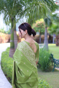 Thumbnail for Aastha Fashion Mehendi Woven Handloom Raw Silk Saree with Blouse - Distacart