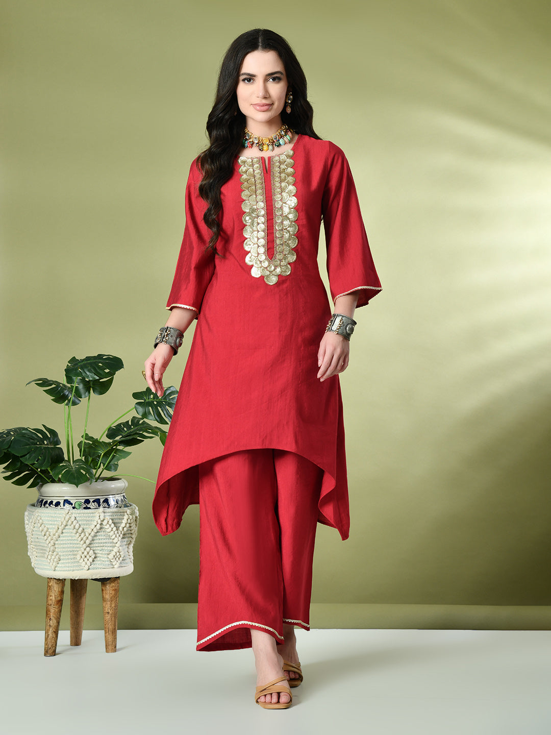 Myshka Women's Embroidered Keyhole Neck Bell Sleeves Kurta & Palazzos Sets in Red Color