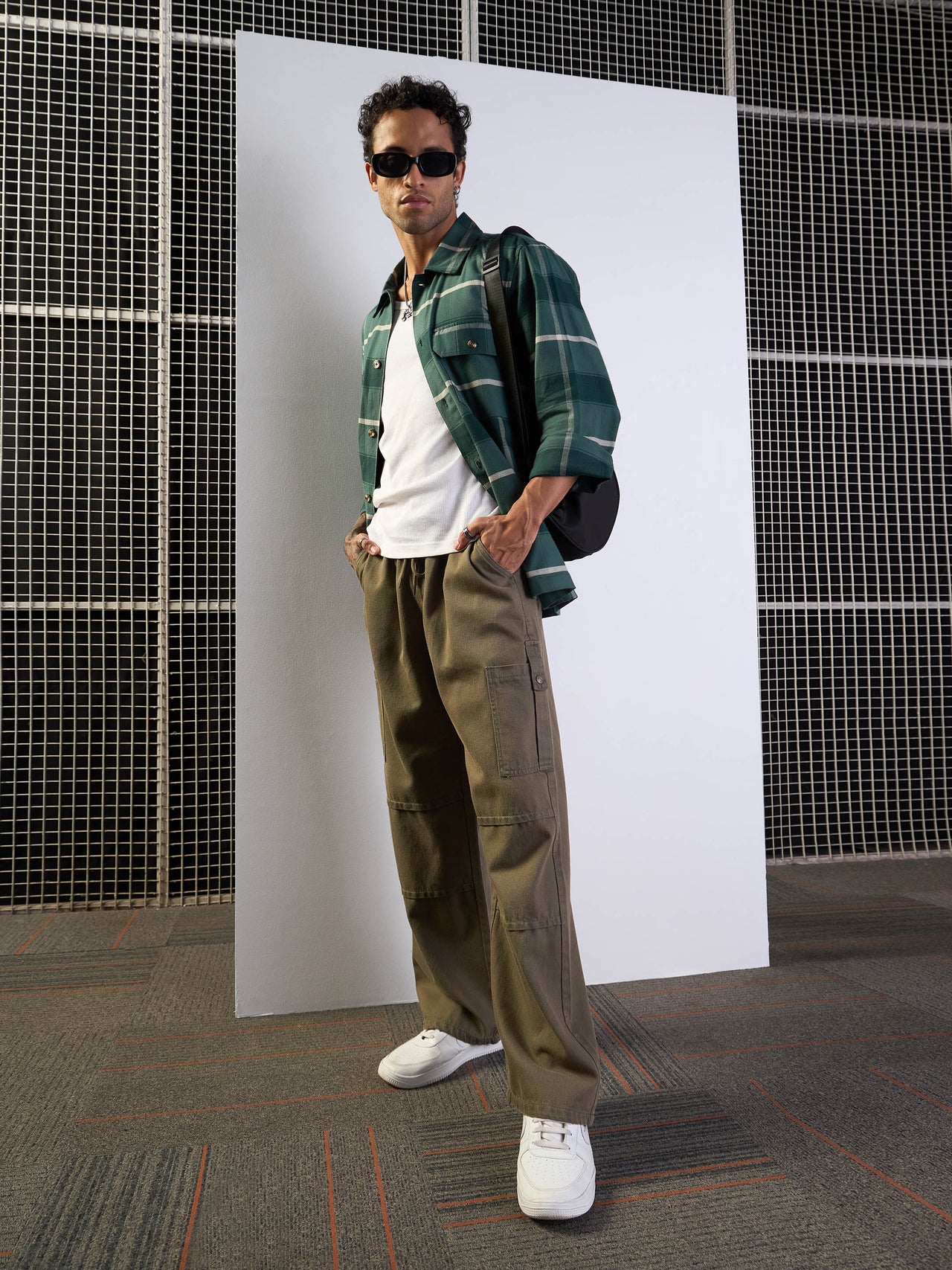 Lyush Men Khaki Front Detail Baggy Cargo Jeans