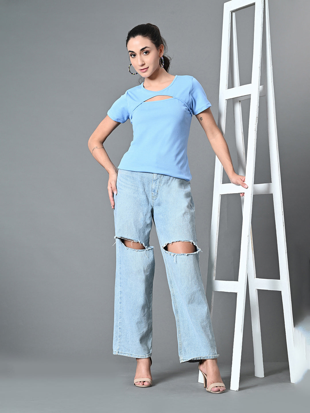 Myshka Women's Ribbed Round Neck Cut-out Short Sleeves Top in Blue Color