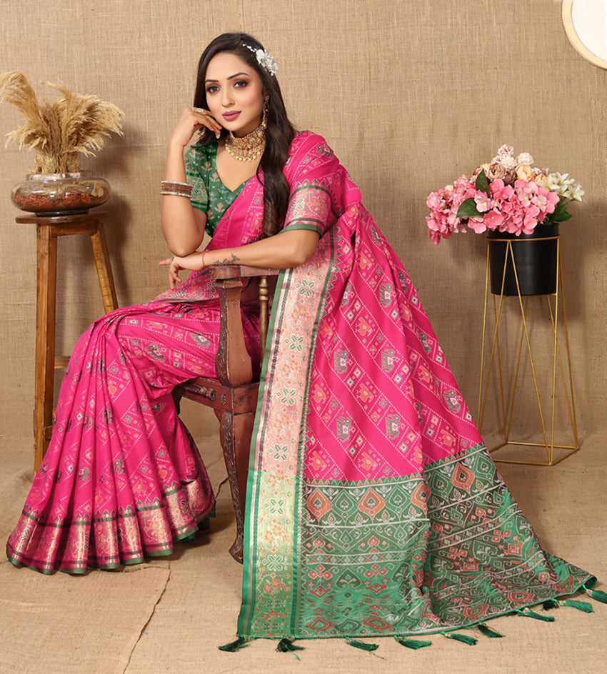 Lorenvalley Fashion Magenta Patola Silk Woven Design with Zari Meenakari Weaving motifs Pallu Saree