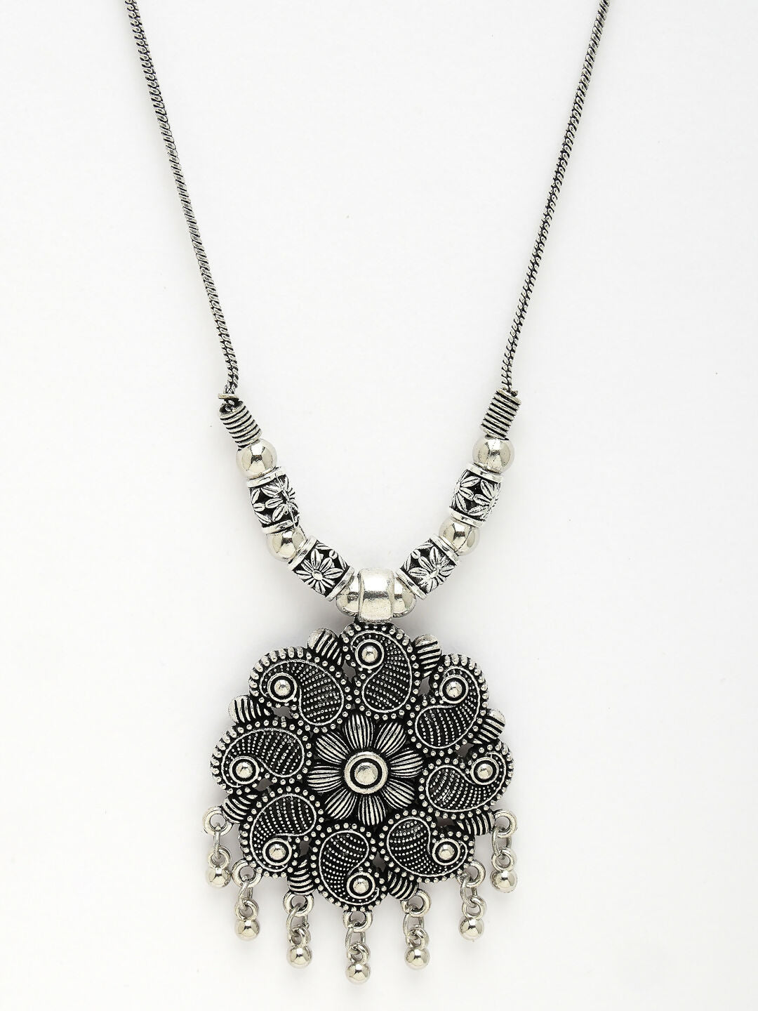 NVR Women's Silver-Toned Floral Shape Pendant with Chain - Distacart