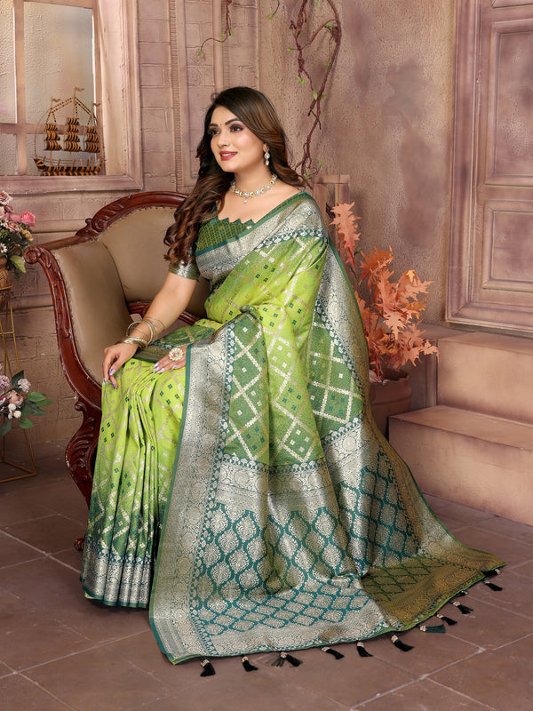 Vedant Vastram Soft Litchi Silk Kanjeevaram Silk Saree - Parrot - Distacart