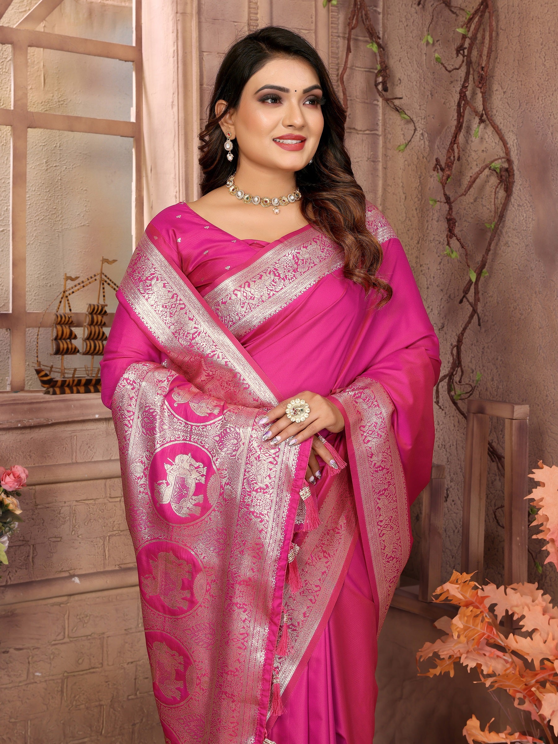 Vedant Vastram Soft Litchi Silk Banarasi Silk Saree - Magenta - Distacart