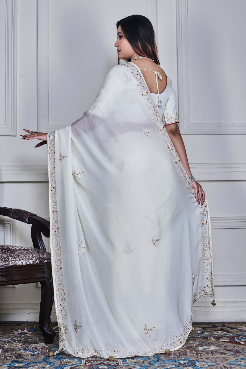 Morchari Off White Chiffon Hand Embroidery Saree Stitched Blouse