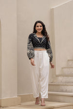 Thumbnail for Juniper White Solid Viscose Pants - Distacart