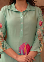 Thumbnail for Juniper Mint Floral Printed Viscose Kurta with Shell Buttons - Distacart