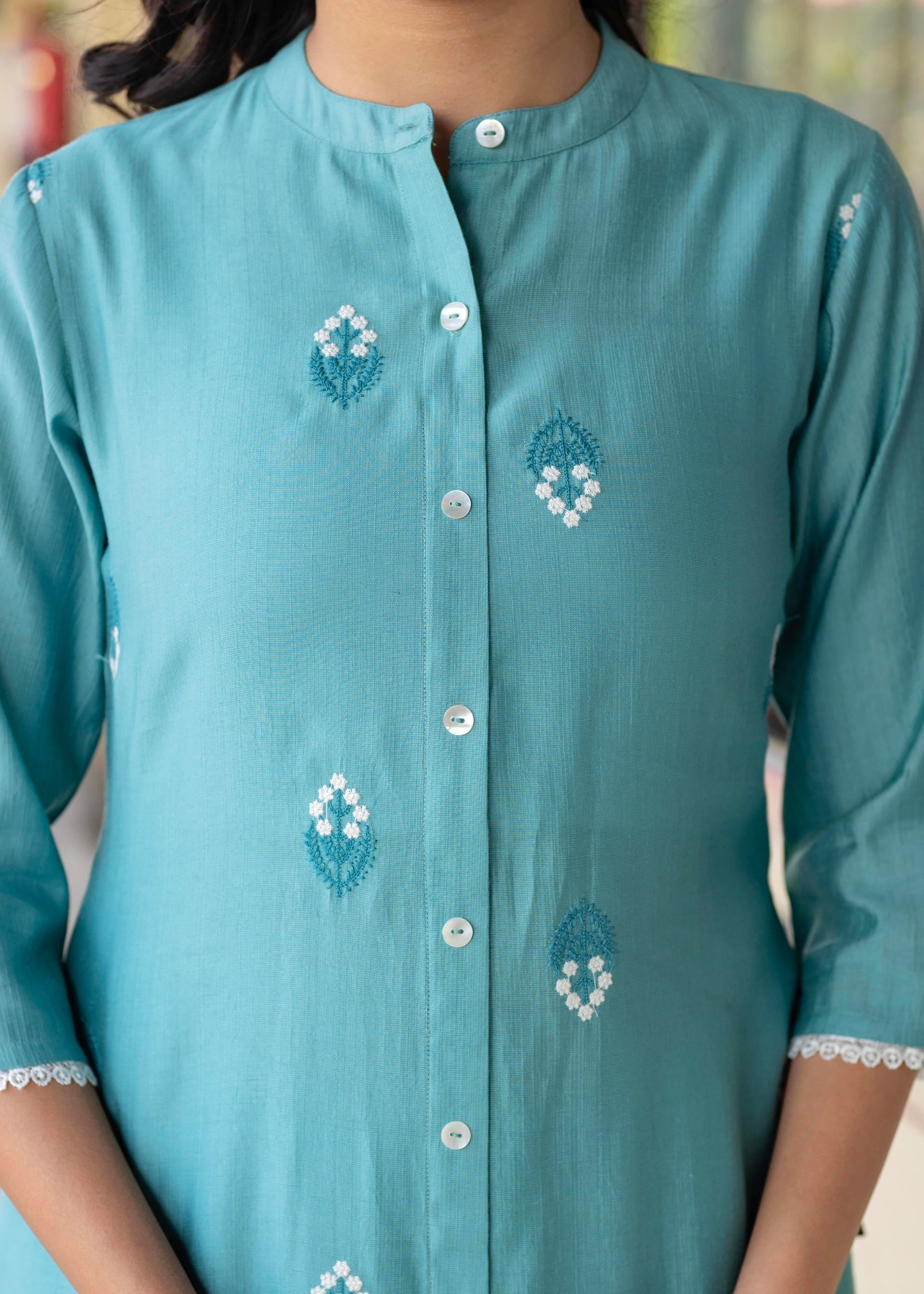 Juniper Turquoise embroiderd kurta and solid bottom with cotton lace