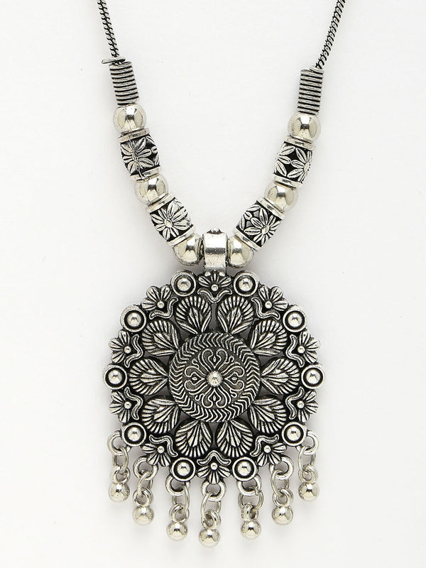 NVR Women's Silver-Toned Floral Shape Pendant with Chain - Distacart