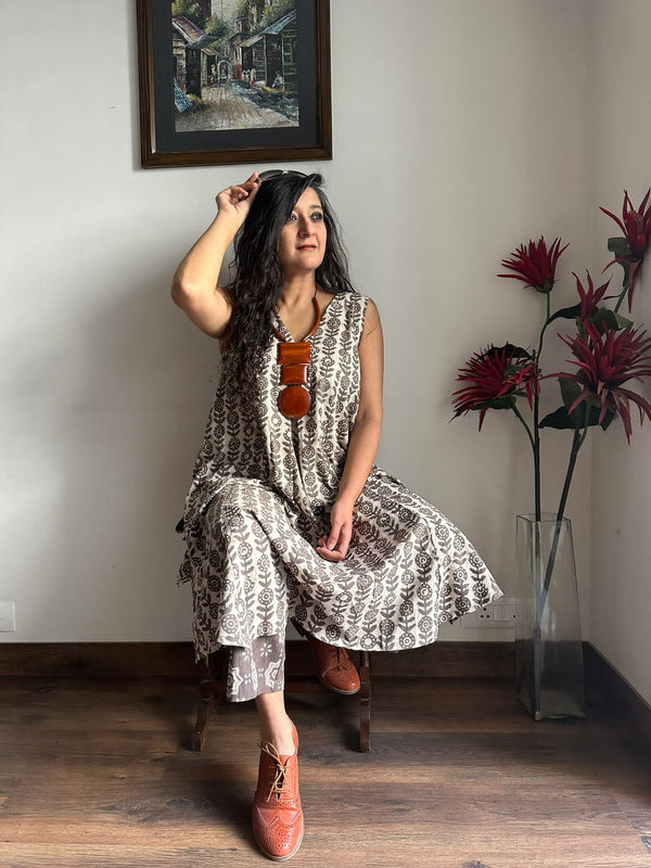 trueBrowns Clay Dabu Buta Print Cotton Sleeveless Flared Kurta Pant Set - Distacart