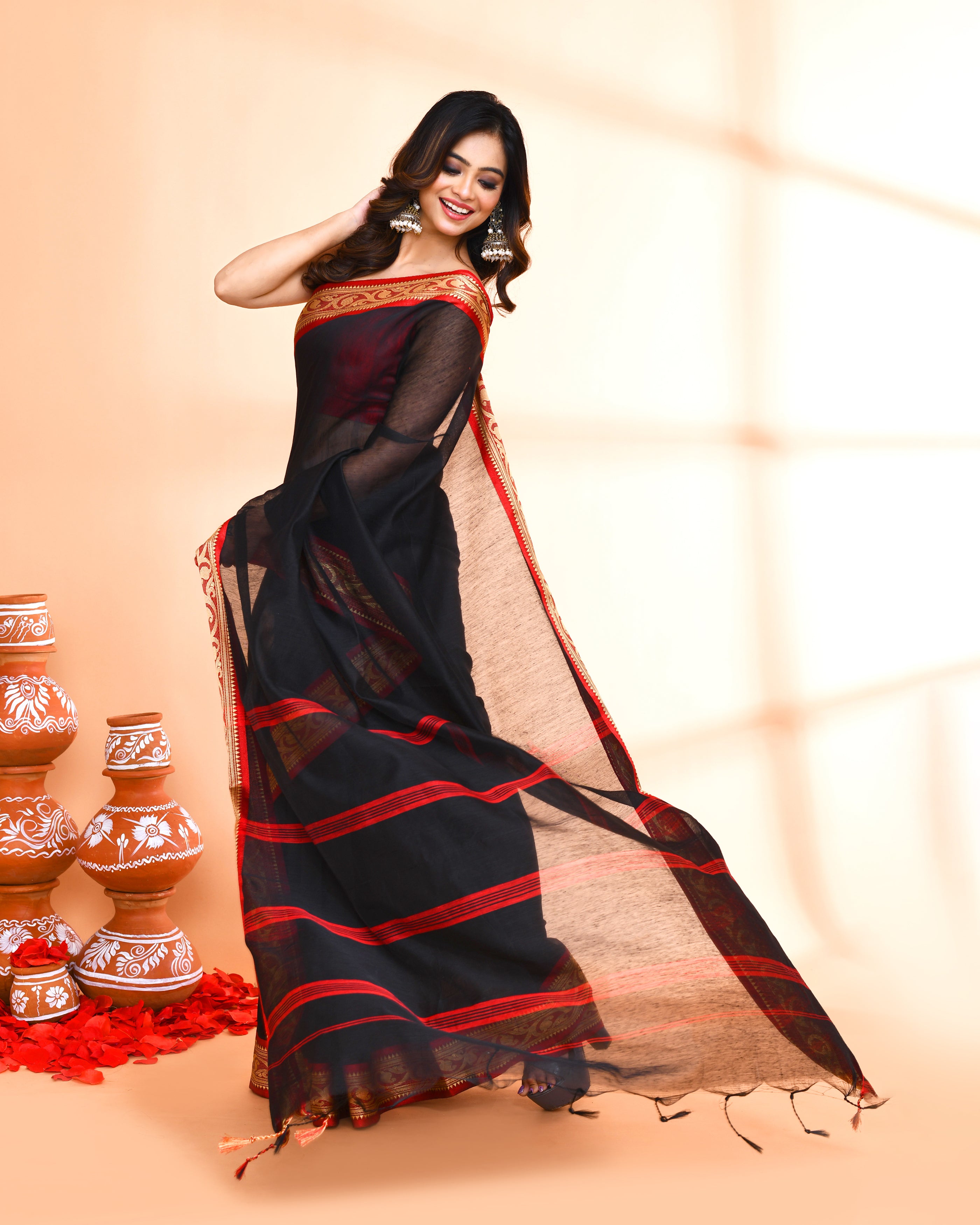 Piyari Fashion Women`s Cotton Silk Black Handloom Saree With Blouse