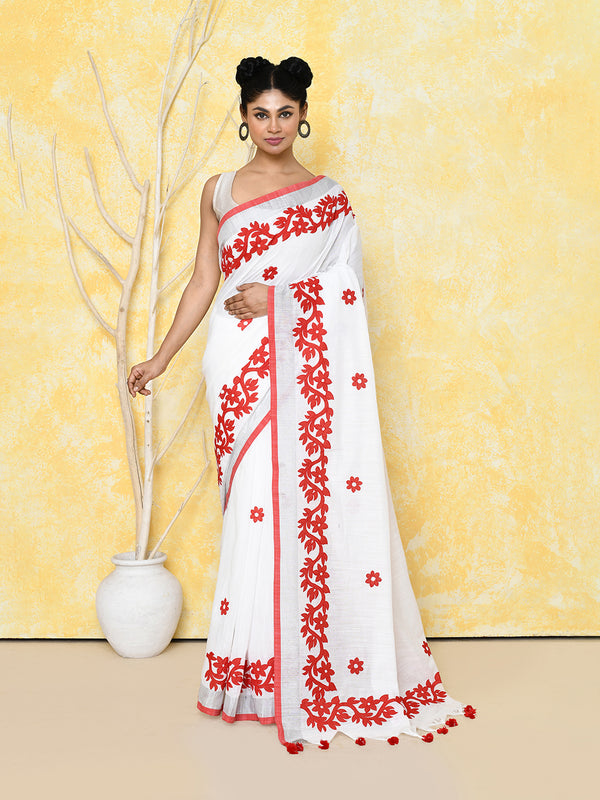 Piyari Fashion Women's White Exclusive Applique Saree With Blouse Piece