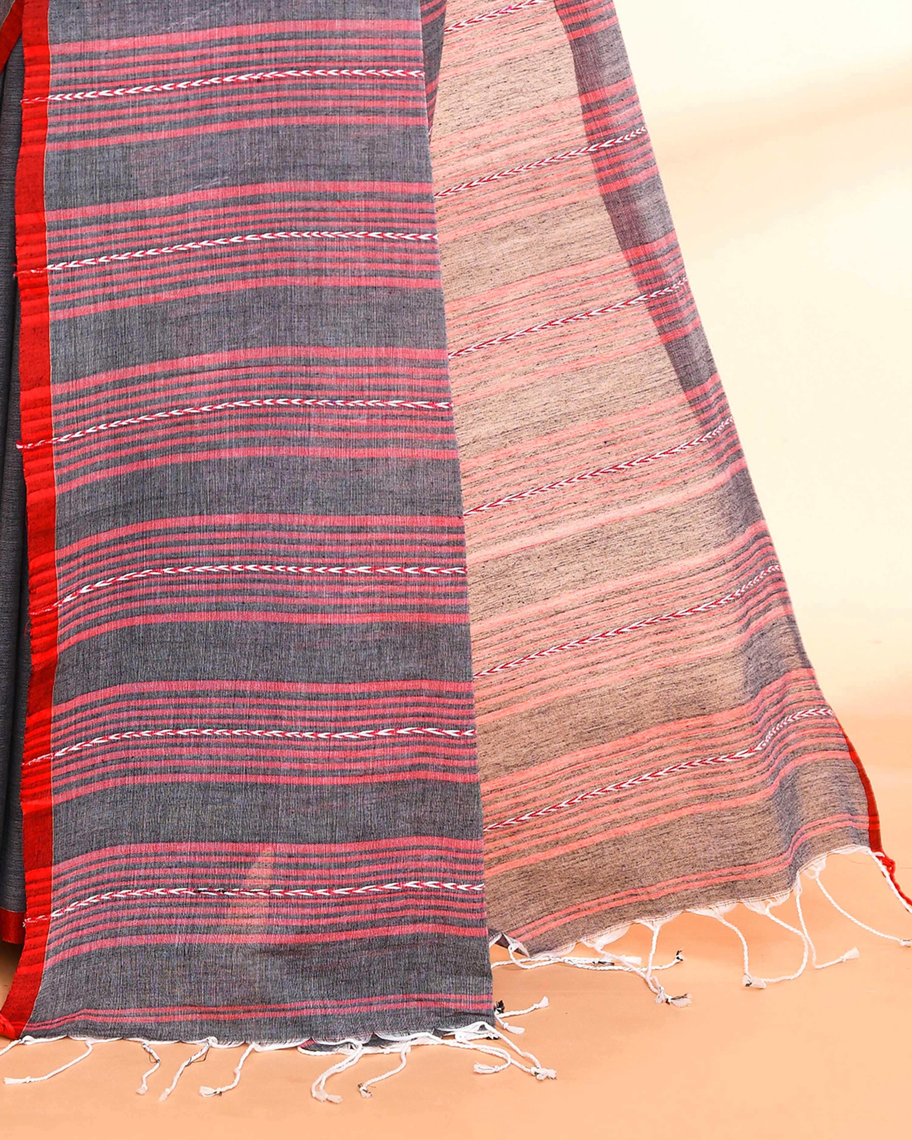 Piyari Fashion Women`s Grey Hand Work Cotton Saree With Blouse