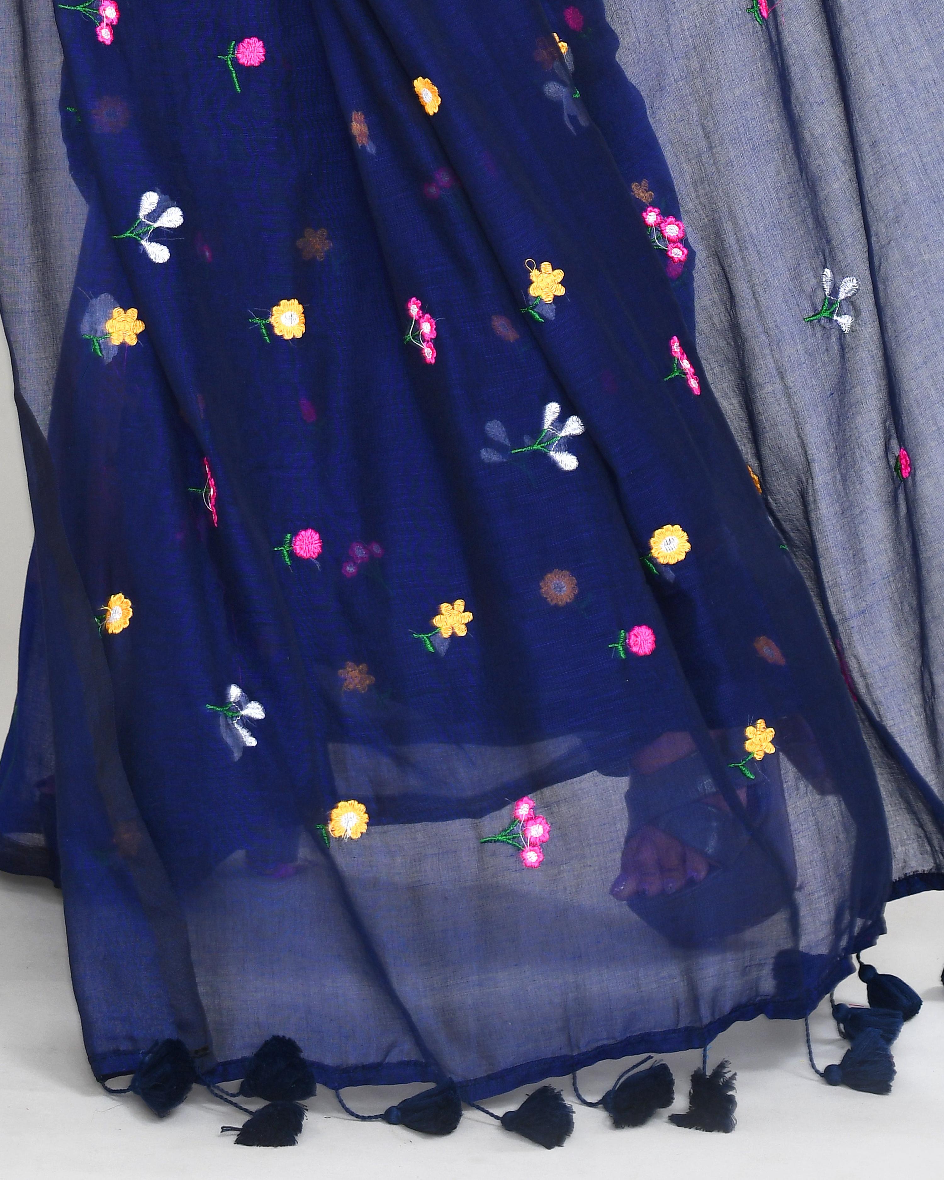 Piyari Fashion Women's Blue Exclusive Embroidery Saree With Tassels