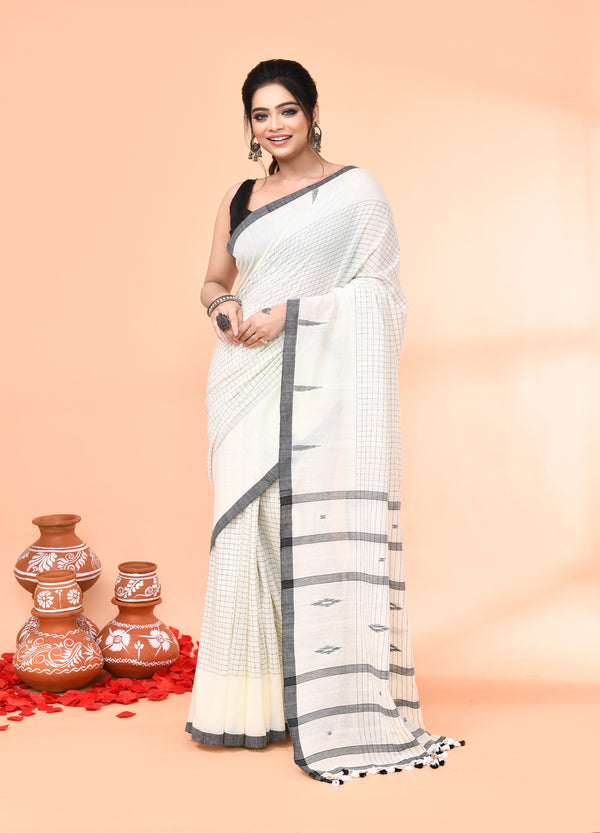 Piyari Fashion Women`s Off White Mul Cotton Handloom Jamdani Saree With Blouse
