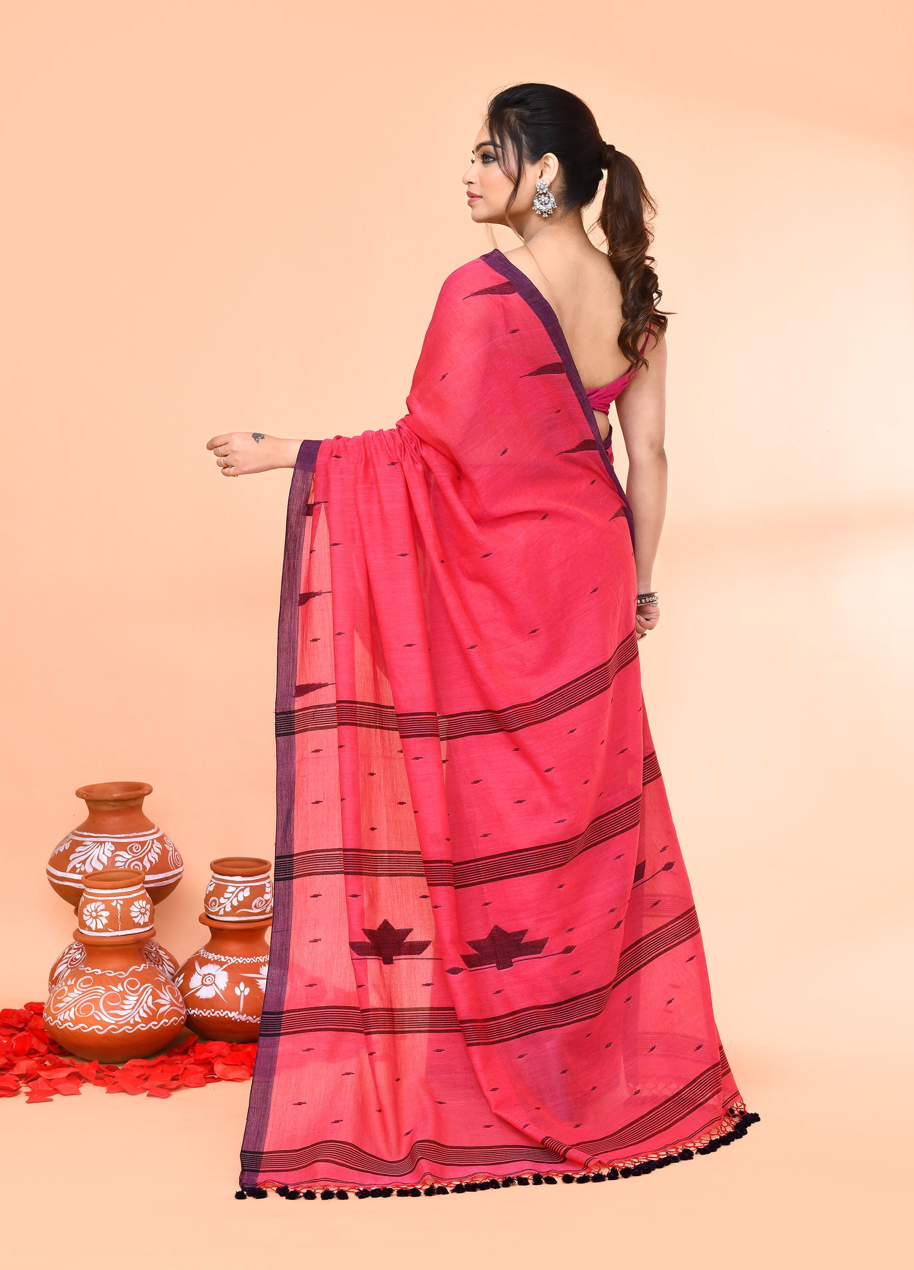 Piyari Fashion Women`s Pink Mul Cotton Handloom Jamdani Saree With Blouse