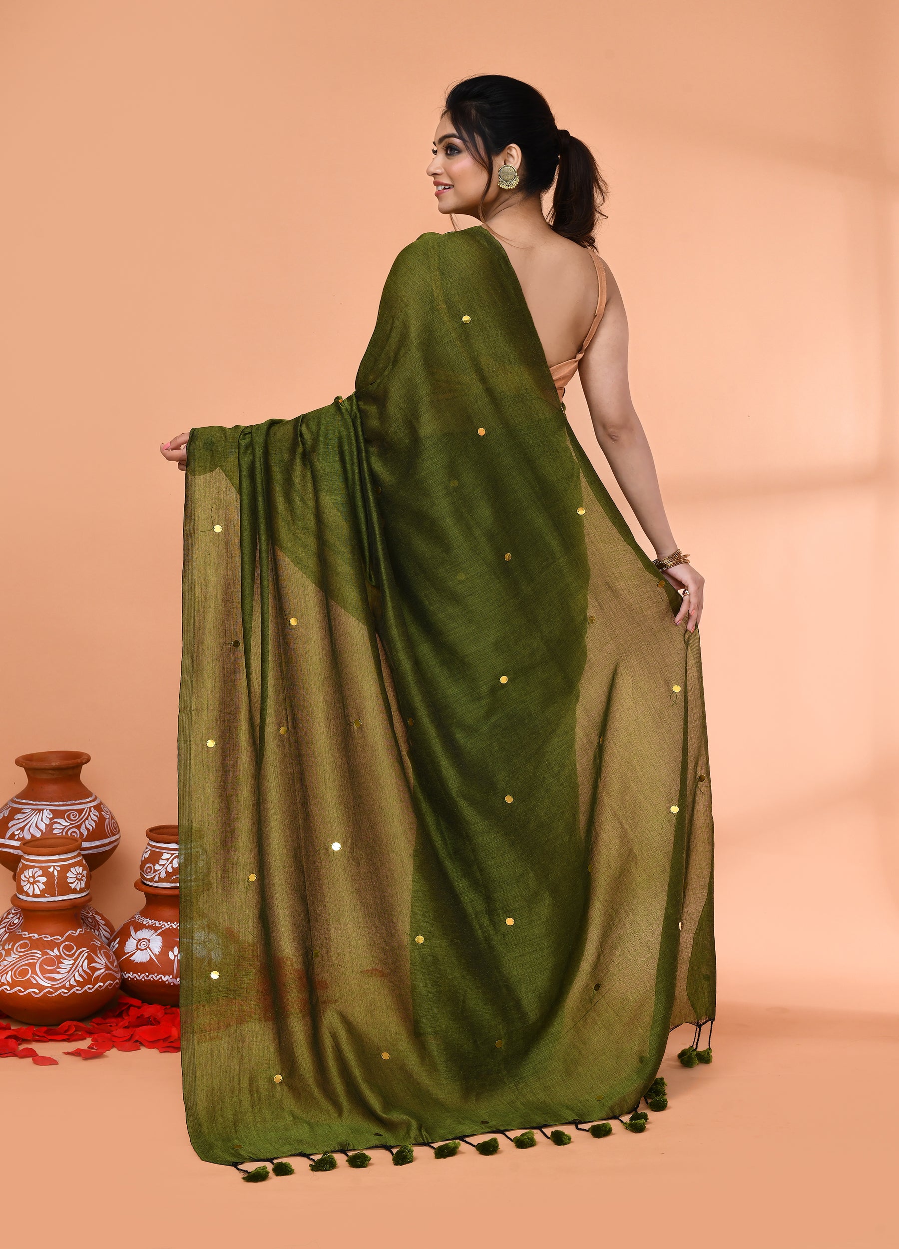 Piyari Fashion Women`s Cotton Handloom Moss Green Sequin Saree With Blouse