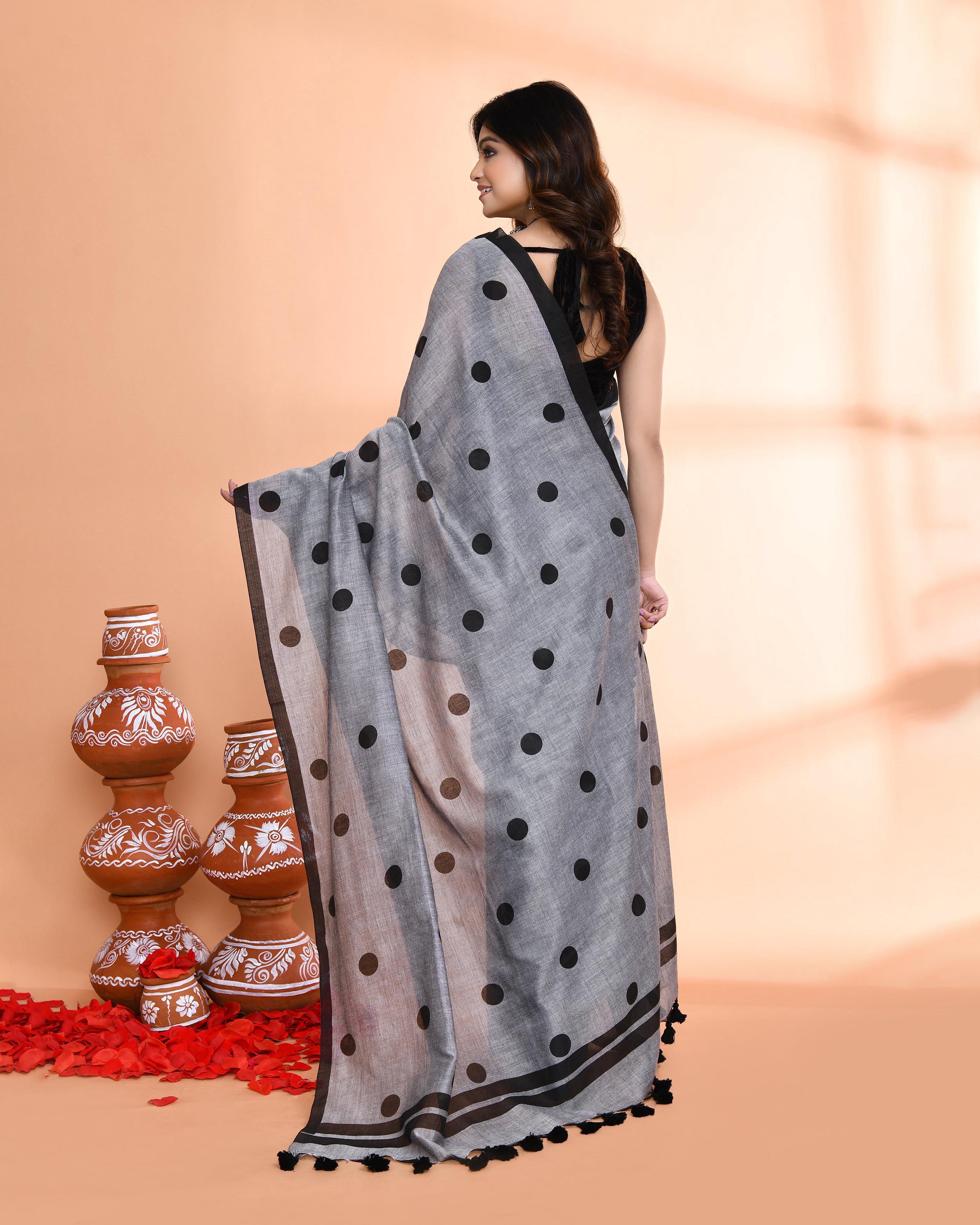 Piyari Fashion Handspun Printed Cotton Silver Grey Handloom Saree With Blouse